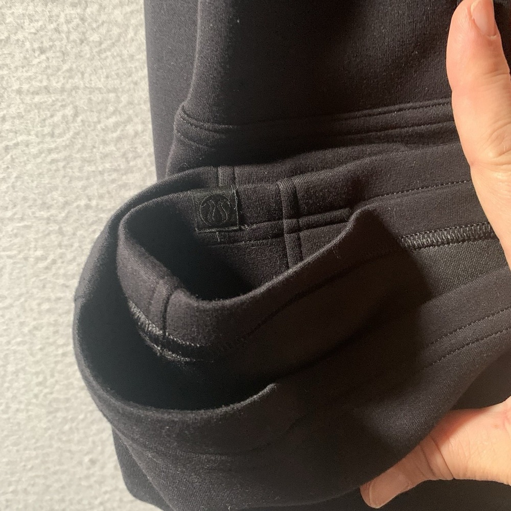 lululemon Gathered Waist Crew Pullover Size12 black - Picture 10 of 10